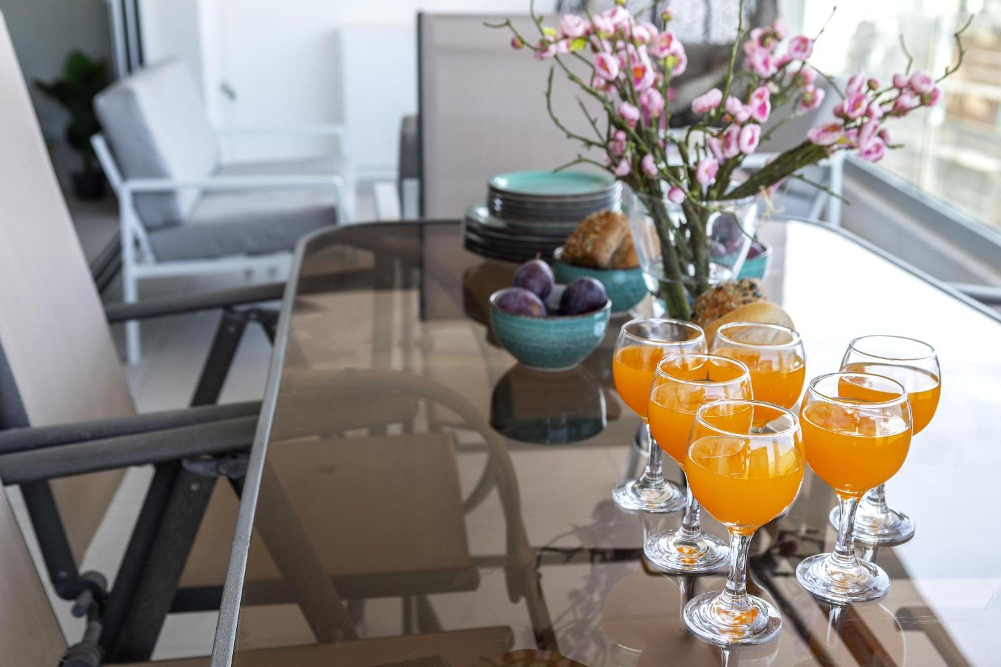 Majestic Sunset Salt Lake Views 300M From Beach Larnaca Ngoại thất bức ảnh